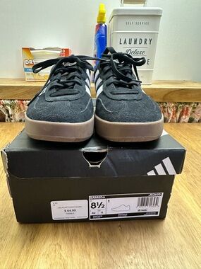 Men’s adidas Bareda Black Suede Sneakers with Gum Sole size 8.5